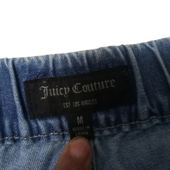 Juicy Couture Light Wash Destroyed Knee Pocket Joggers Size Medium - Picture 5 of 11